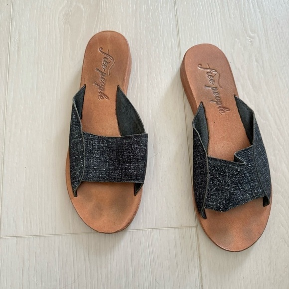 Free People Daybird Mini Wedge Sandals Black Tan Size 37 size 6.5-7 - Picture 4 of 12